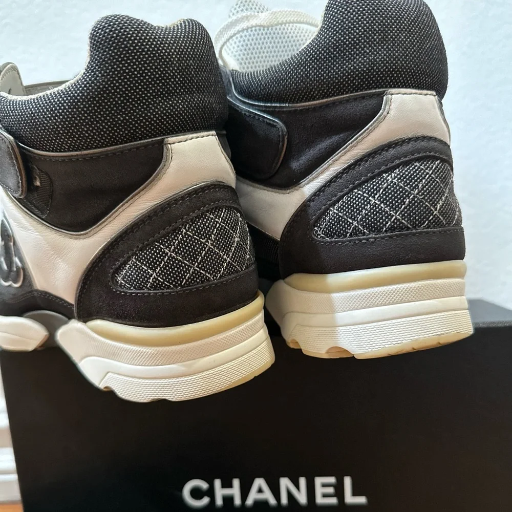 100%AUTHENTIC CHANEL Sneakers sz 36.5 - Picture 5 of 8